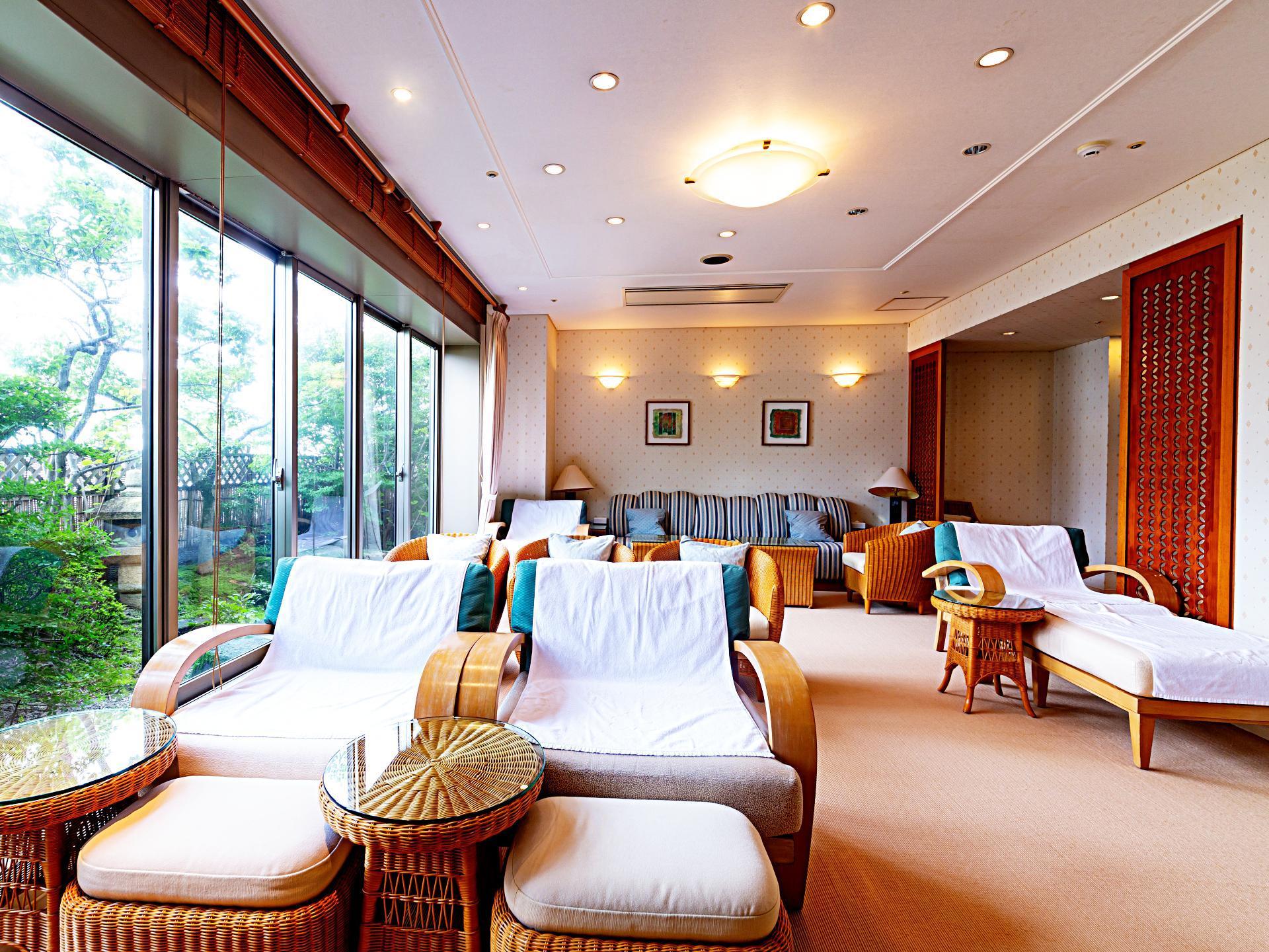 Hotel Nikko Kochi Asahi Royal Екстер'єр фото