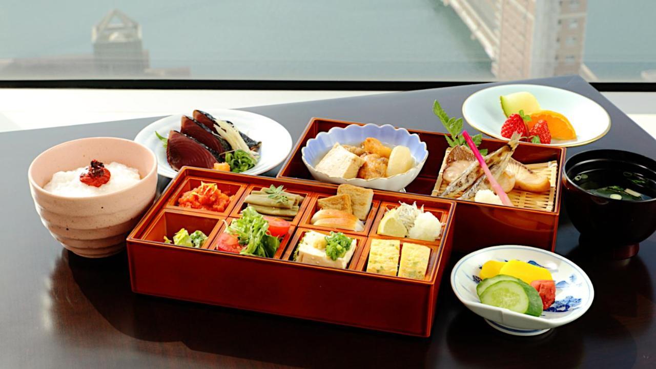 Hotel Nikko Kochi Asahi Royal Екстер'єр фото